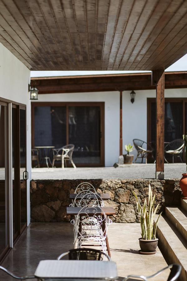 Hotelito Rural Flor De Timanfaya Tinajo Eksteriør billede