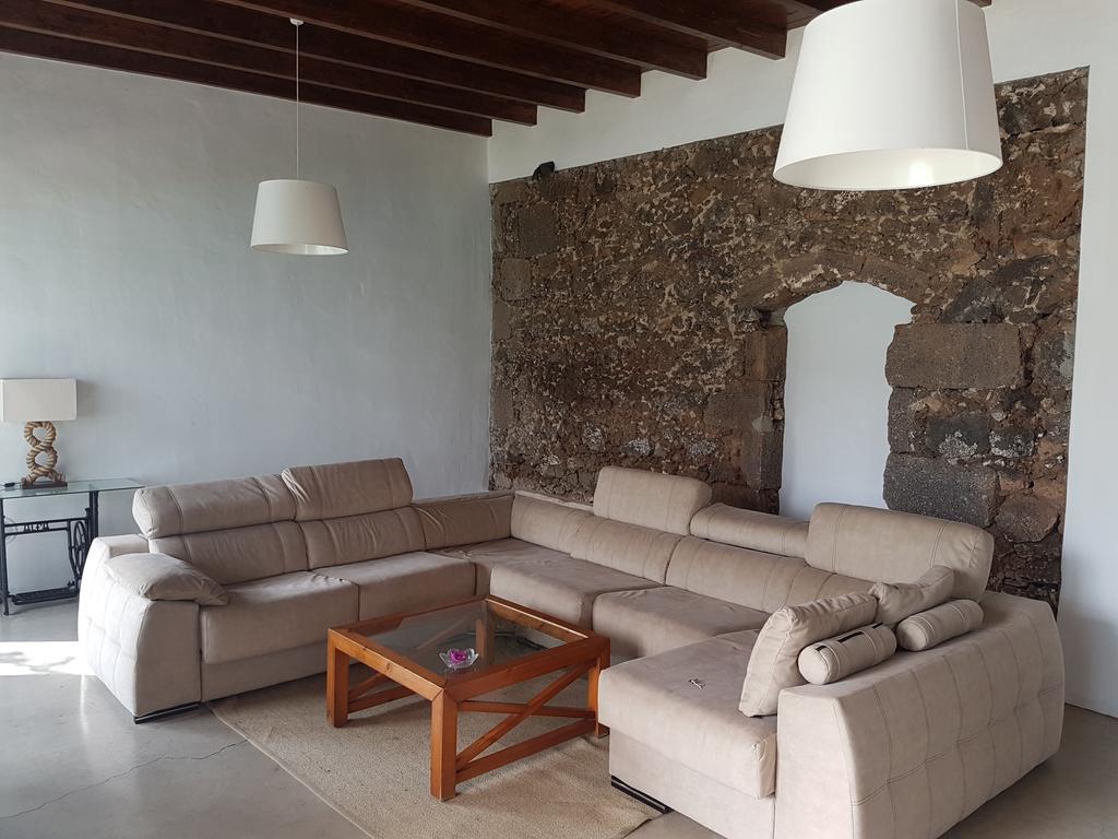 Hotelito Rural Flor De Timanfaya Tinajo Eksteriør billede